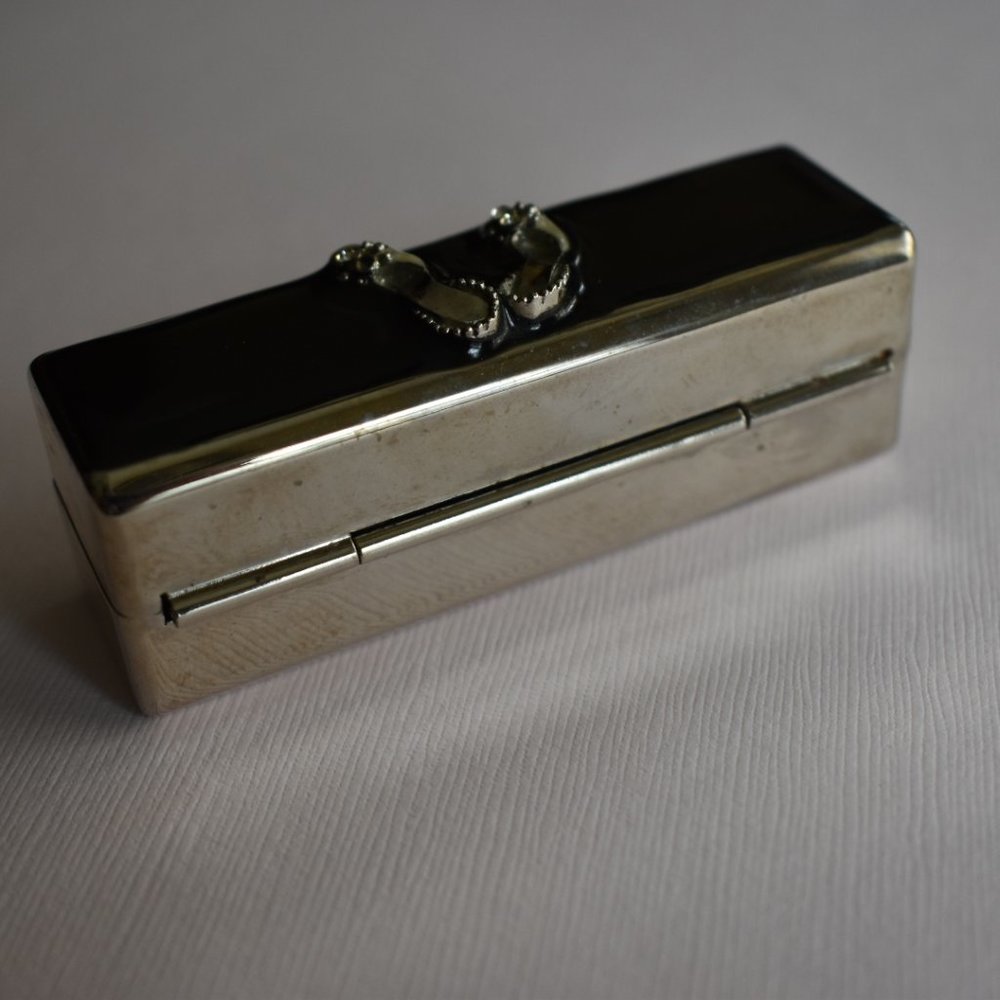 Lipstick Case - Picture 3 of 5